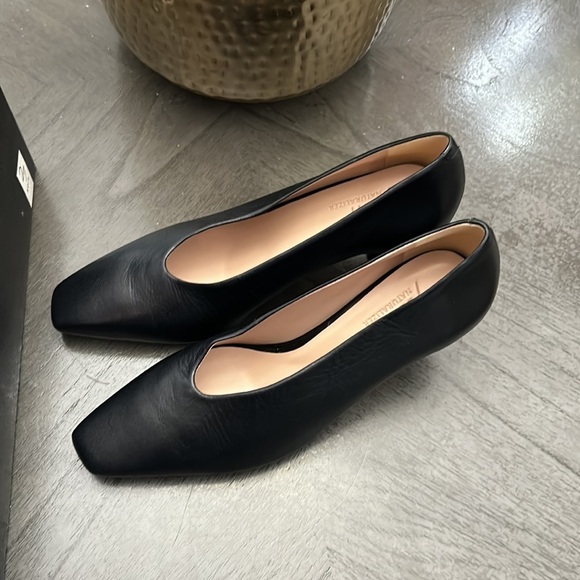 NATURALIZER SEDONA LEATHER SQUARE TOE PUMPS - Picture 10 of 10